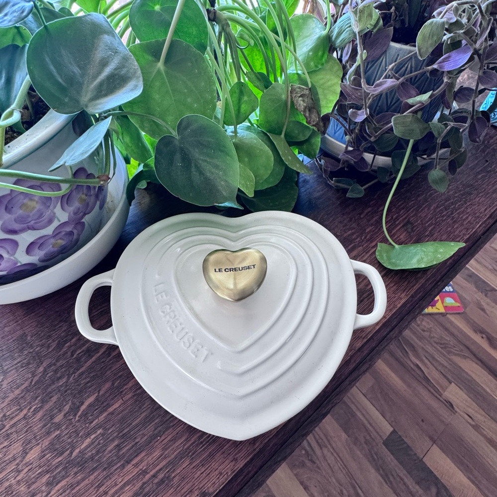 Le Creuset White Heart-Shaped Dutch Oven with Gold Knob